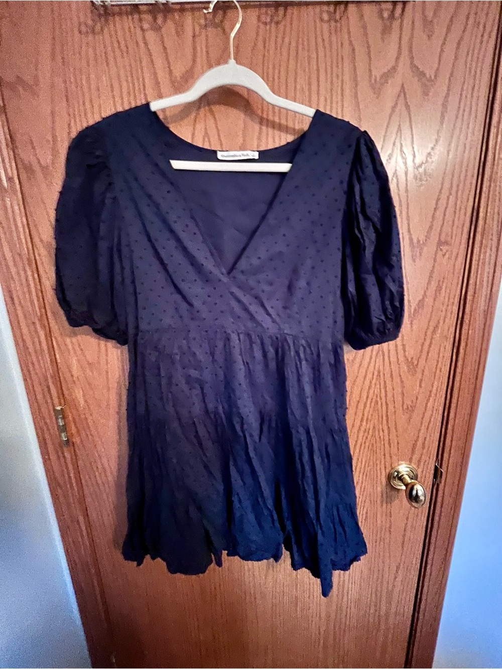 Abercrombie & Fitch Plunge Puff
Sleeve Navy Blue Mini Dress